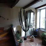 Les Ombelles Bed & Breakfast 3*