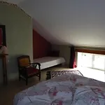 Les Ombelles Bed & Breakfast Clinchamp