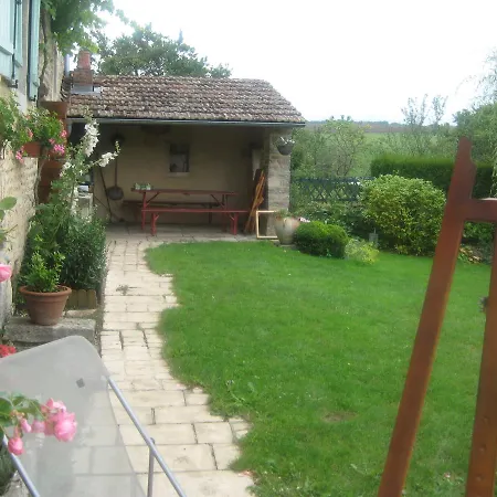 Les Ombelles Oda ve Kahvaltı Clinchamp